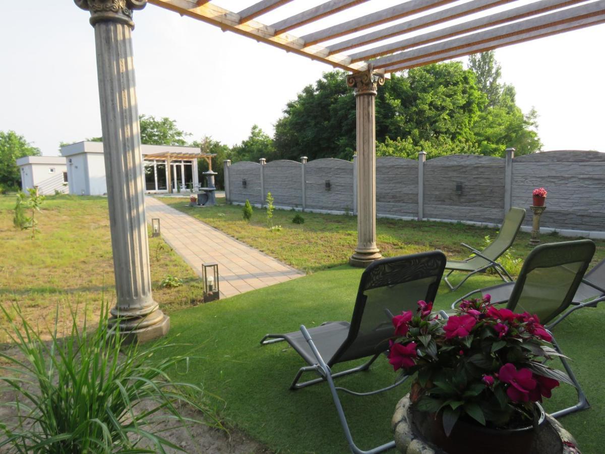 Prenociste Panorama Apartman Szabadka Kültér fotó